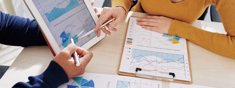 managers-working-with-financial-chart